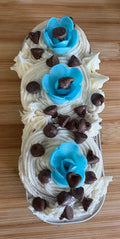 Long Cakes: Cake with Icing in a long tin
