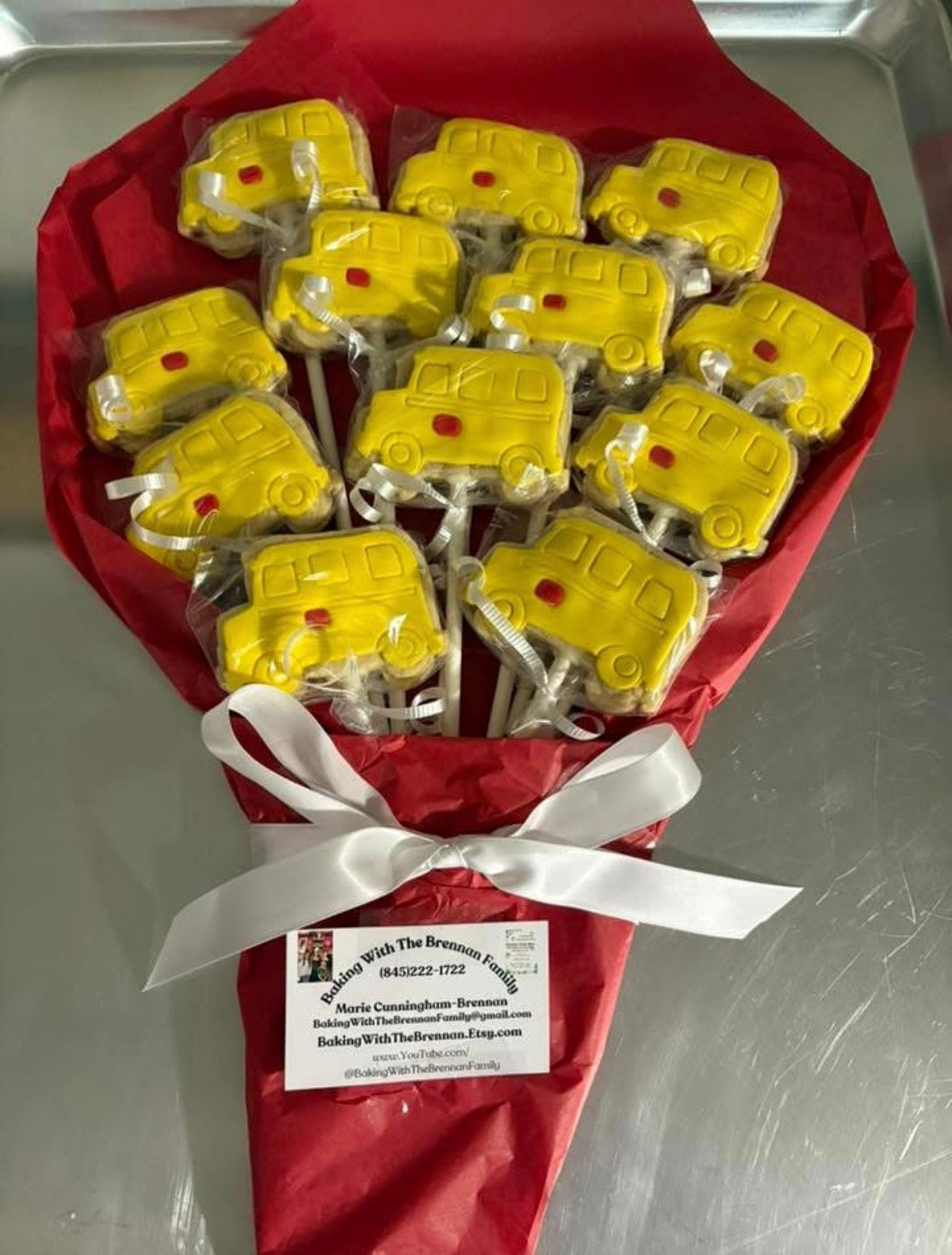 12 Cookie Bus Bouquet